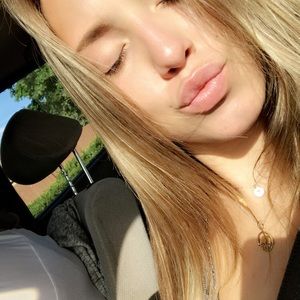 Meet your Posher, Bekah